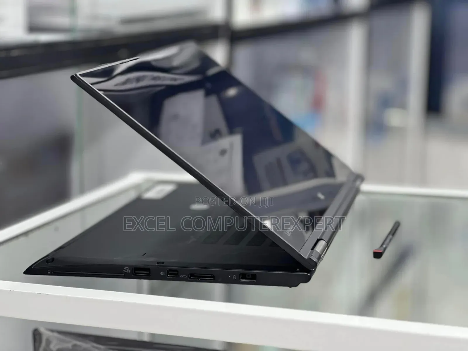 New Laptop Lenovo Yoga 260 8GB Intel Core I7 SSD 256GB