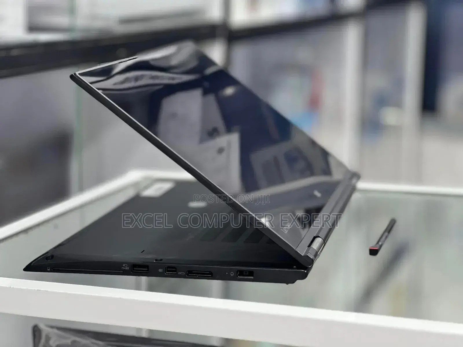 New Laptop Lenovo Yoga 260 8GB Intel Core I7 SSD 256GB