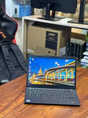 New Laptop Lenovo ThinkPad T14s G4 16GB Intel Core i7 SSD 512GB
