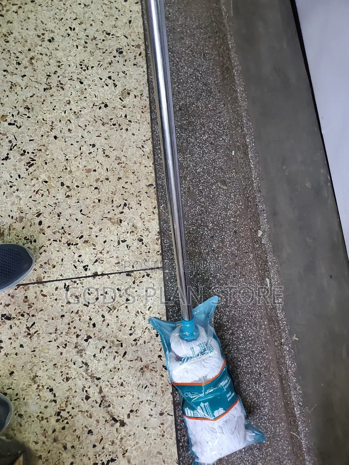 Threaded Moppers Strong Material