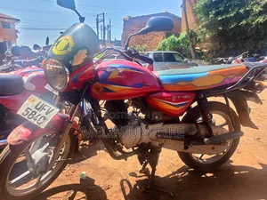 Photo - Bajaj Boxer 125 2023 Red