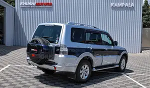 Mitsubishi Pajero 3.0 2011 Silver