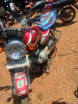 TVS HLX 125 2024 Red