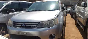 Mitsubishi Outlander 2014 Silver