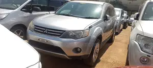 Mitsubishi Outlander 2014 Silver
