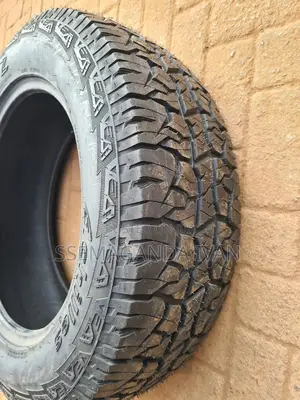 255/60r18 Desert Hawk All Terrain