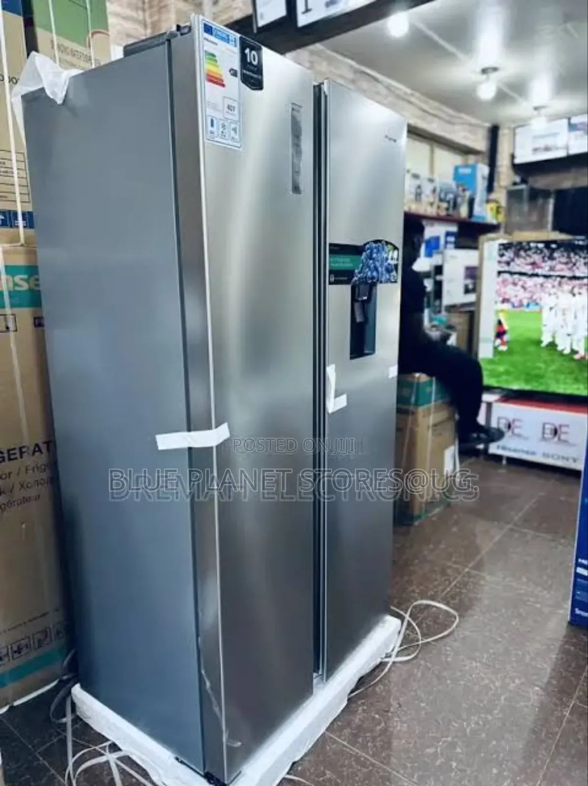 Hisense 750l Side_by_side Door Refrigerator With a Dispenser