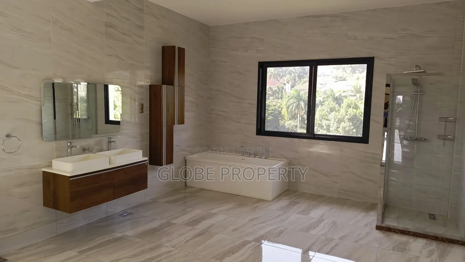 6bdrm Penthouse in Kololo, Central Division for rent