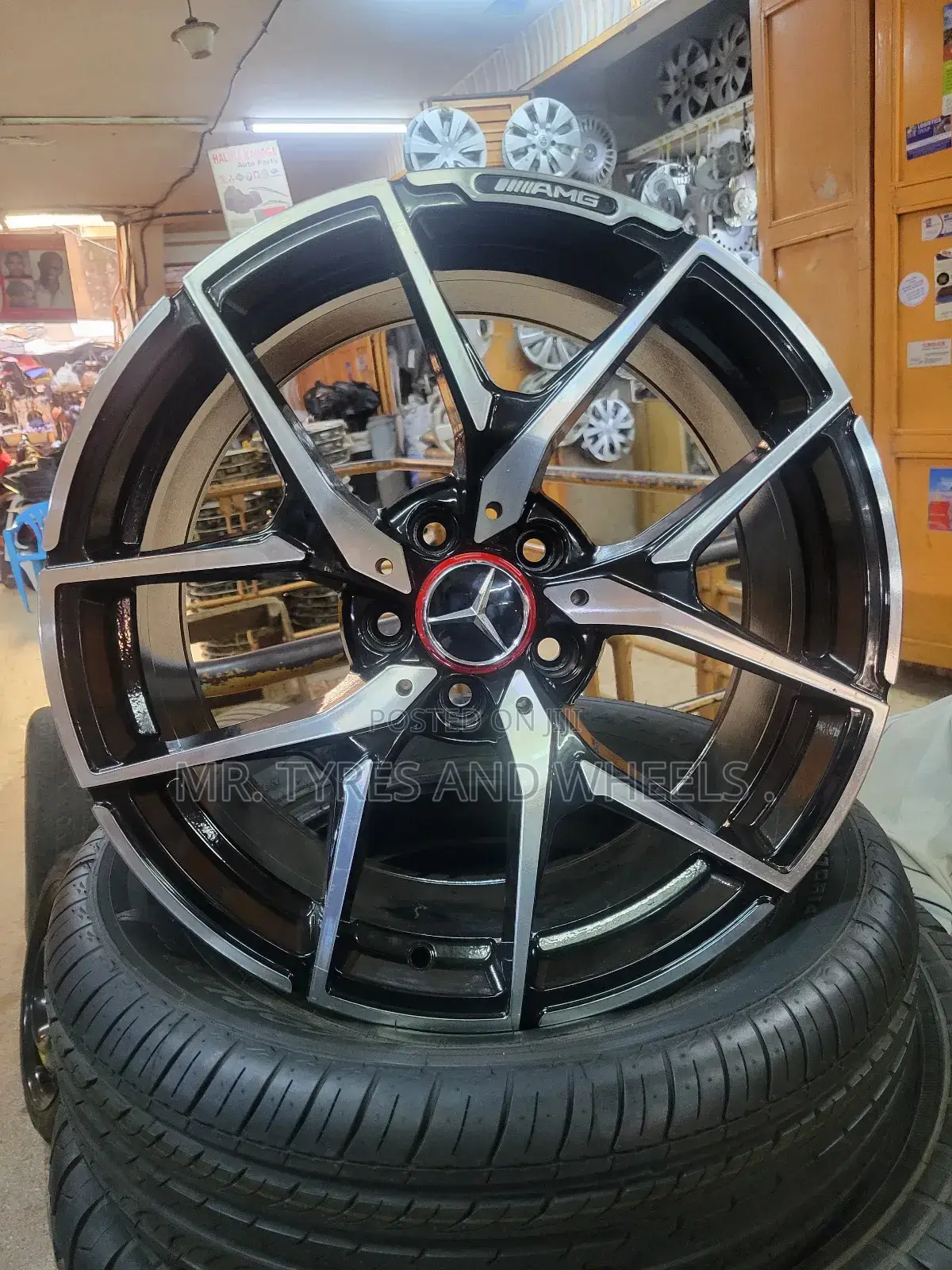 Size 17 in Black and Silver Colors N It's a Brand New Rim.