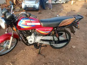 Bajaj Boxer 125 2023 Red