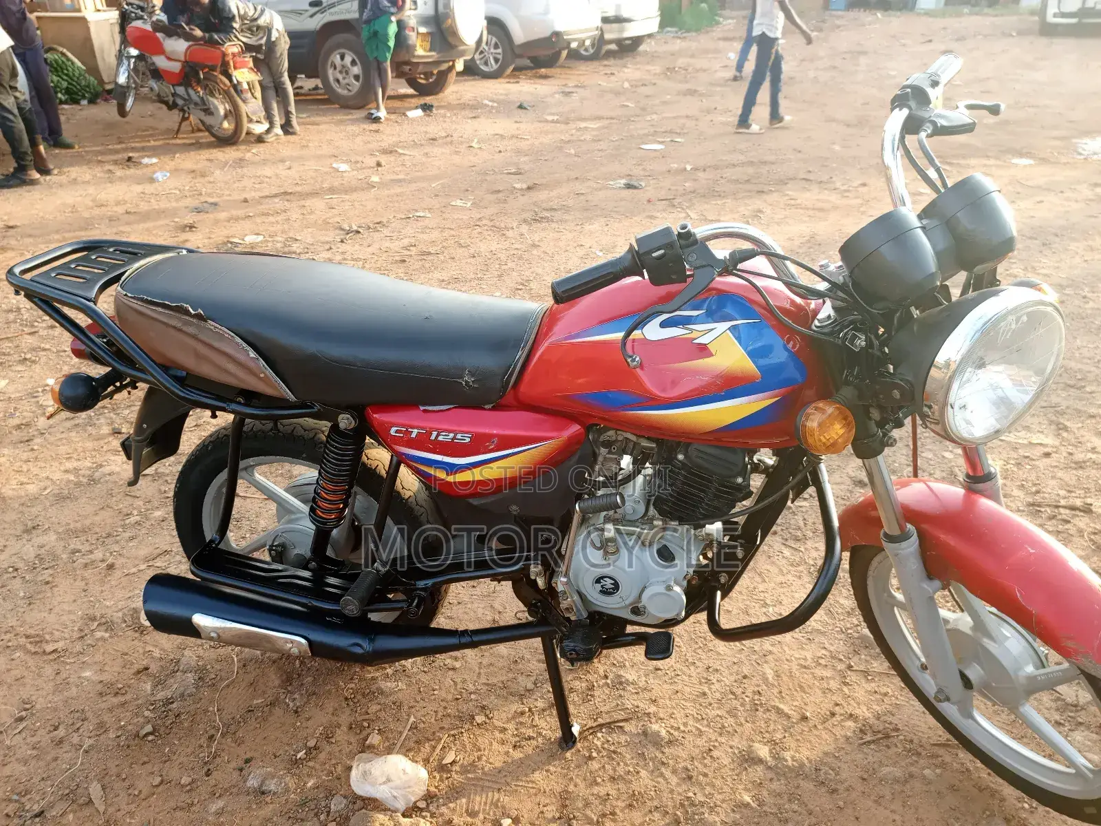 Bajaj Boxer 125 2023 Red
