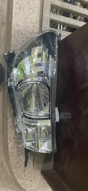 Toyota Hilux Revo Headlight
