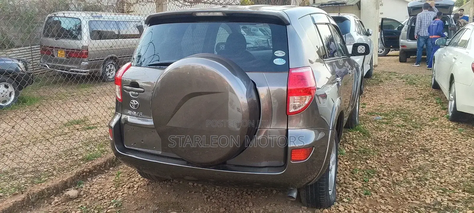 Toyota RAV4 3.5 2010 Gold