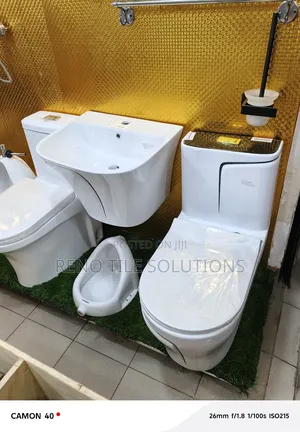 Photo - Wall Hang Hand Wash Basin