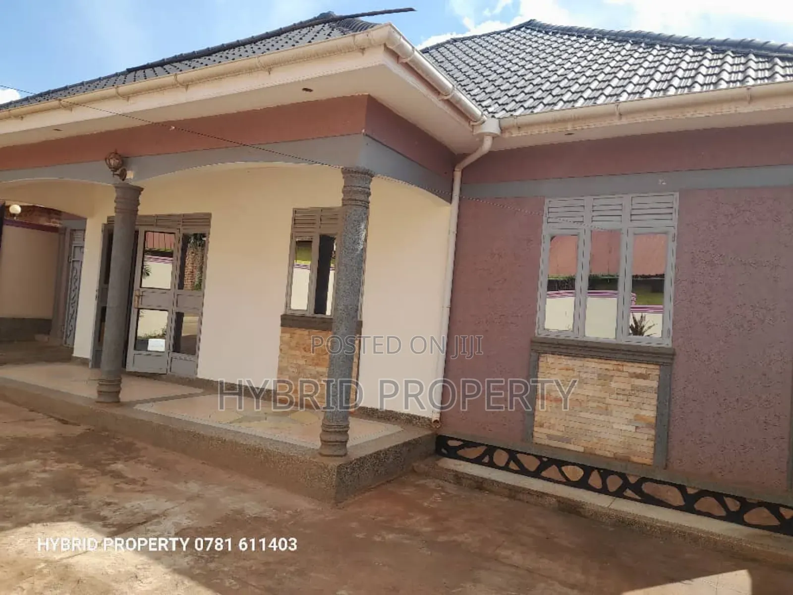 3bdrm House in Kikookiro~Wakiso for sale
