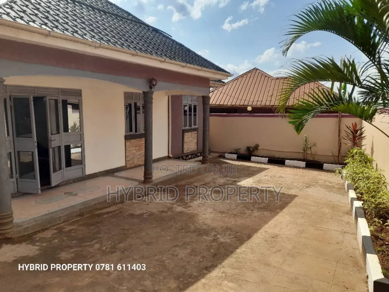 3bdrm House in Kikookiro~Wakiso for sale