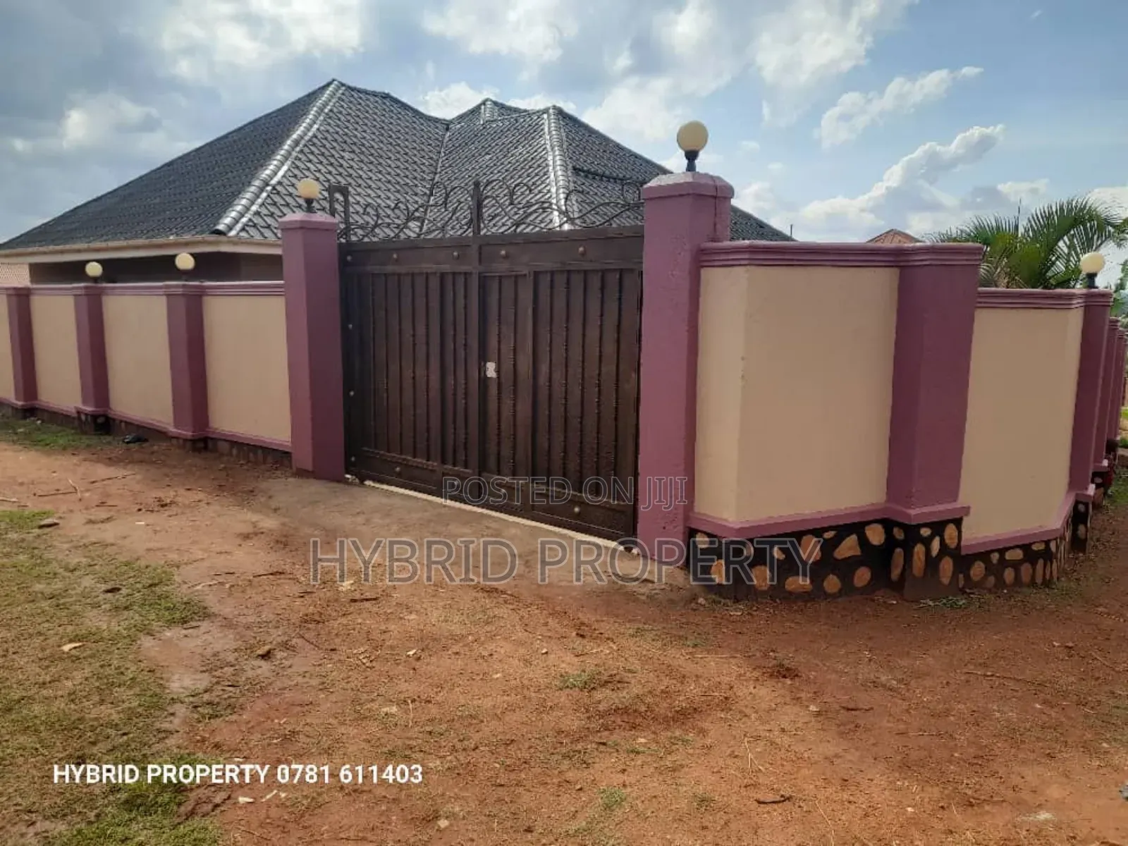 3bdrm House in Kikookiro~Wakiso for sale