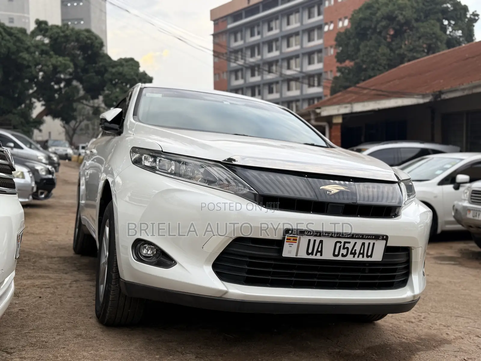 Toyota Harrier 2016 White