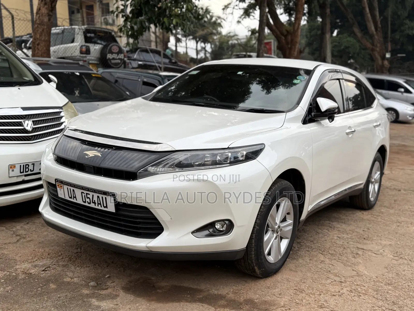Toyota Harrier 2016 White