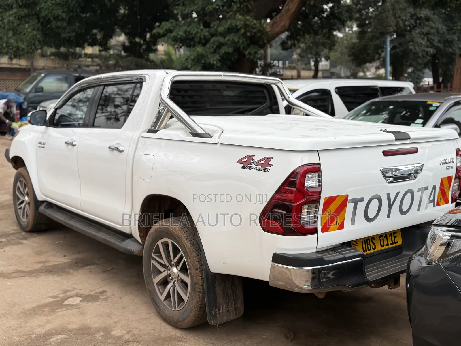 Toyota Land Cruiser Prado 2017 White