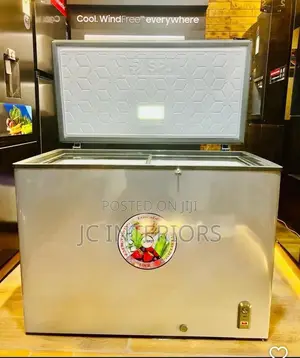 SPJ 400 Chest Freezer at 1,250,000 Ugx