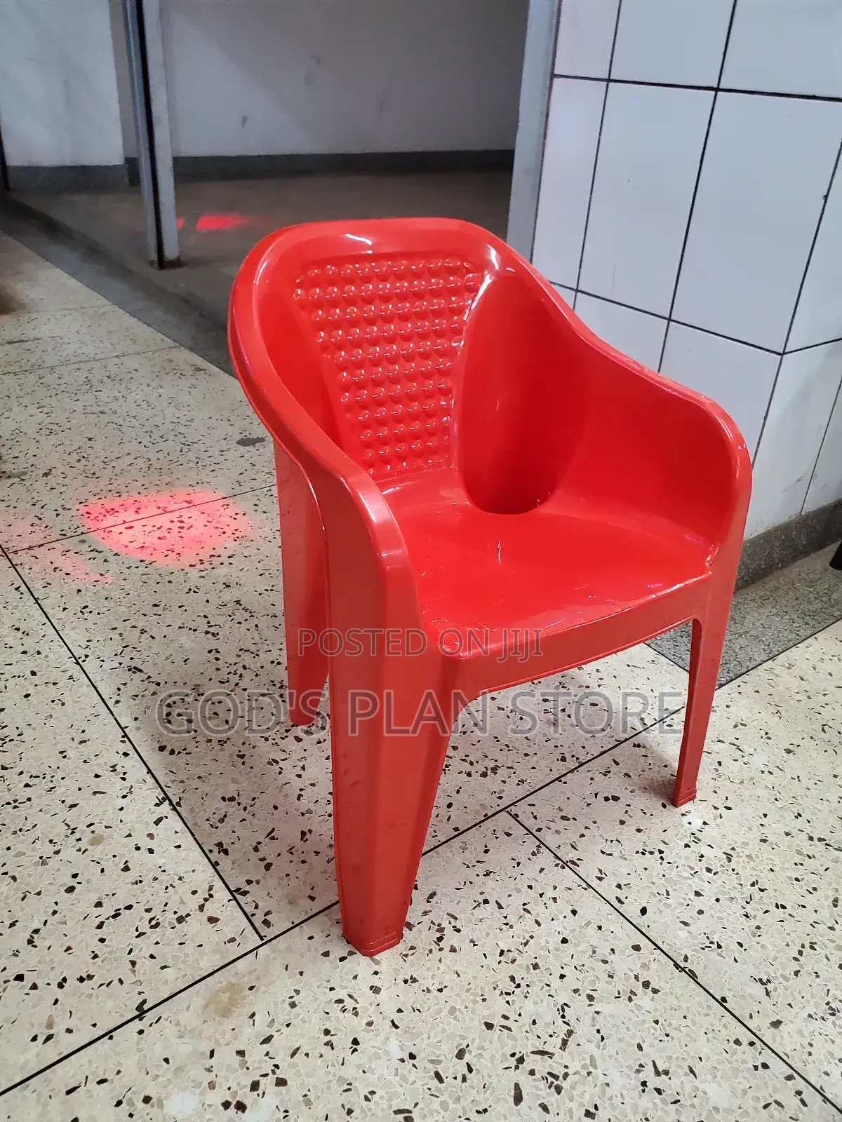 Plastic Chairs Plastic Chairs VPNL