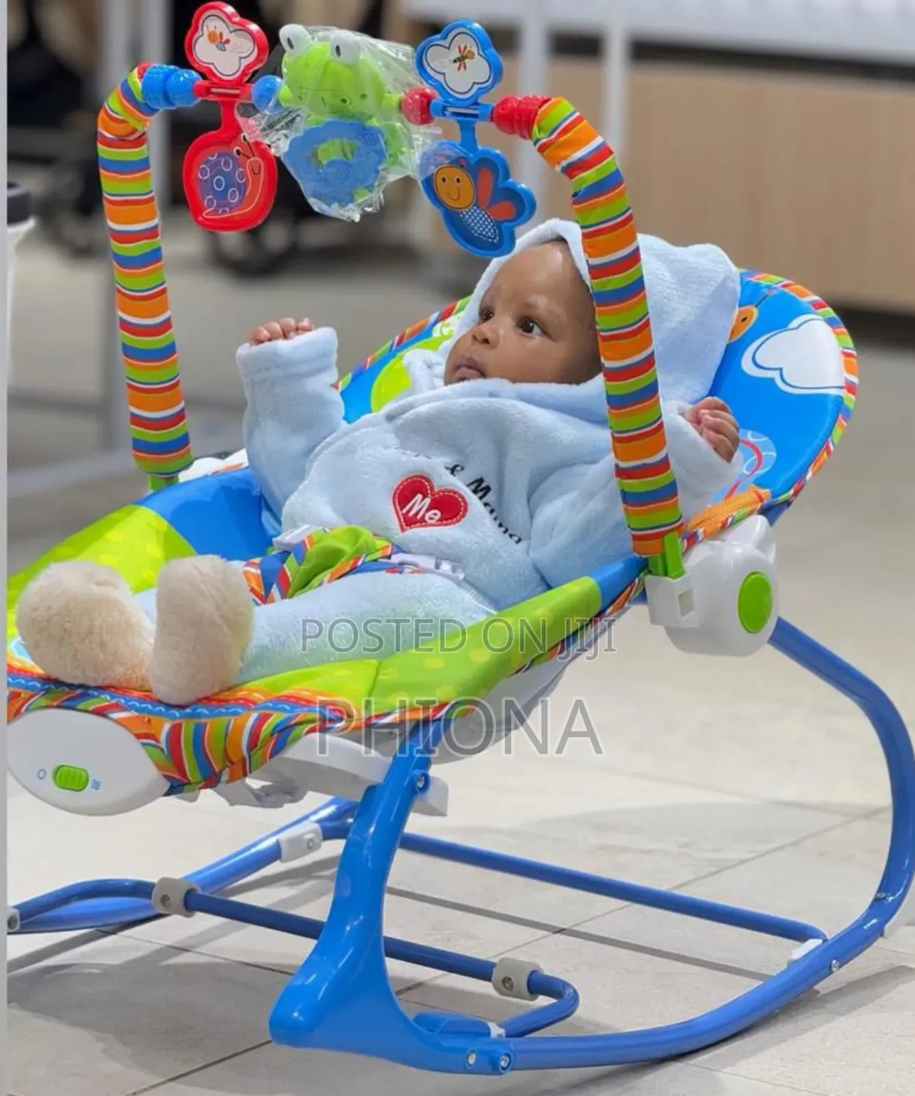 Babies Electric Rockering Seat/Chair