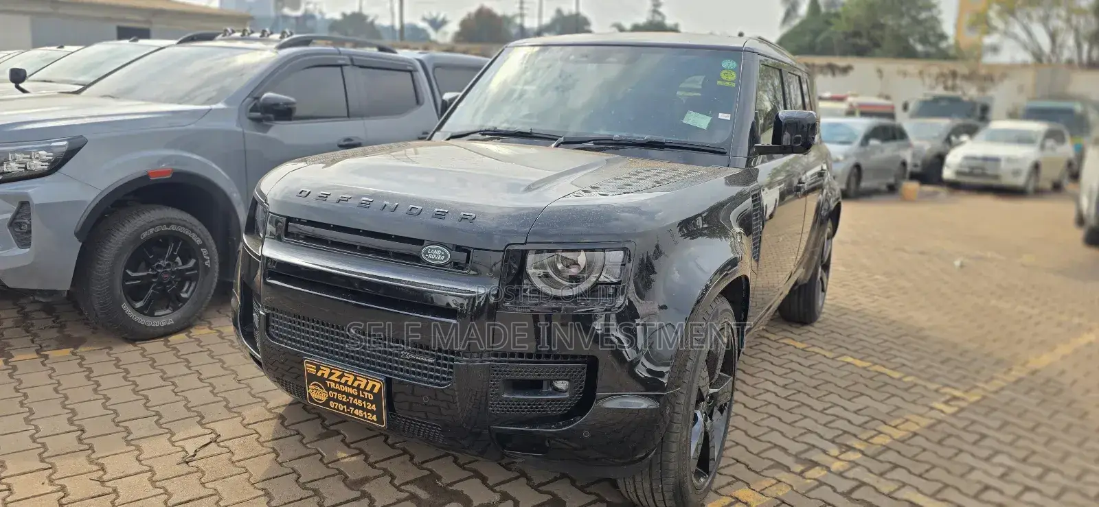 Land Rover Defender 2023 Black
