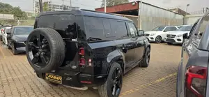 Land Rover Defender 2023 Black