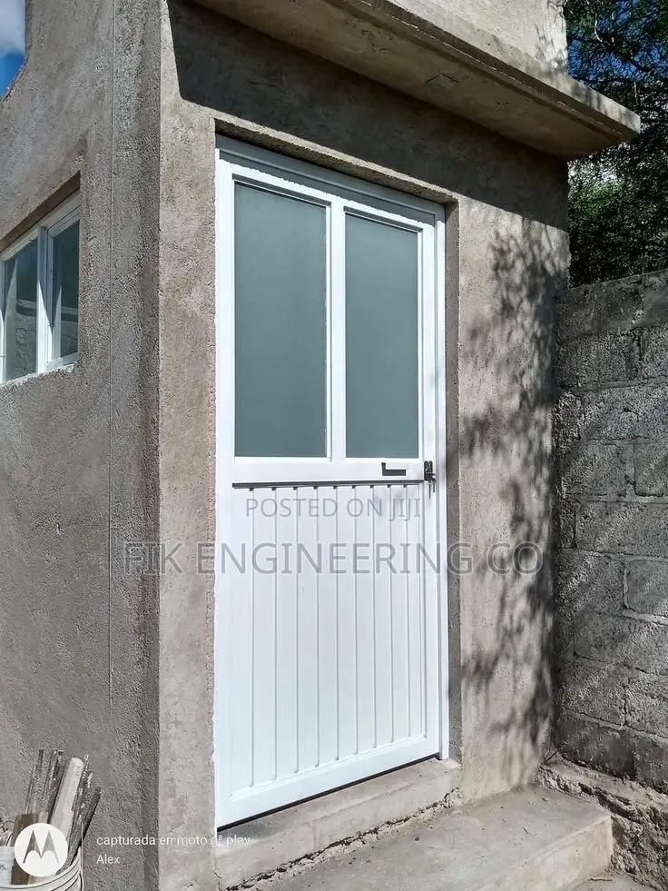 Backk Door