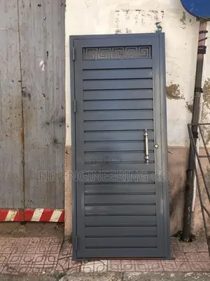 Smalll Gate Door