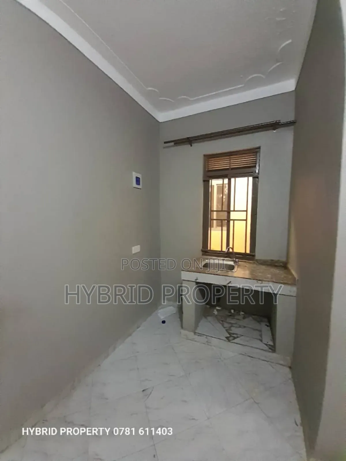 12bdrm Apartment in Nansana Along Hoima for sale