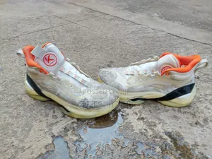Shoe Cleaning Service and Free Repair