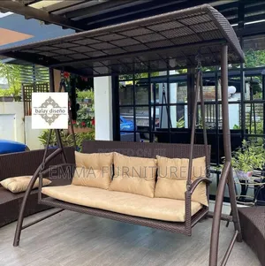 Photo - 3 Seats Outdoor Porch Swing / Garden Swing Chair