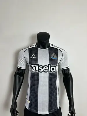 Newcastle Kit 25-26 Original One