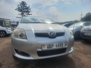 Toyota Auris 2009 Silver