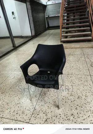 Photo - Plastic Leisure Chairs Plastic Leisure Chairs
