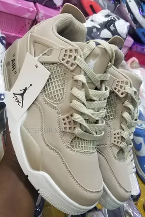 Jordan 4 Sneakers