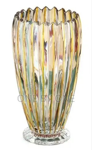Crystal Wedding Vase and Home Decoration Transparent Glass.