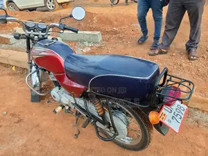 Bajaj Boxer 2024 Red