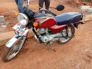 Bajaj Boxer 2024 Red