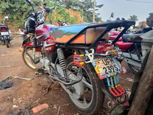 TVS HLX 125 2022 Red