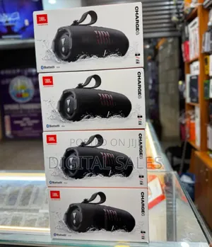 Photo - JBL Charge 6 Bluetooth Speaker