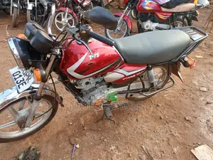 TVS HLX 125 2024 Red