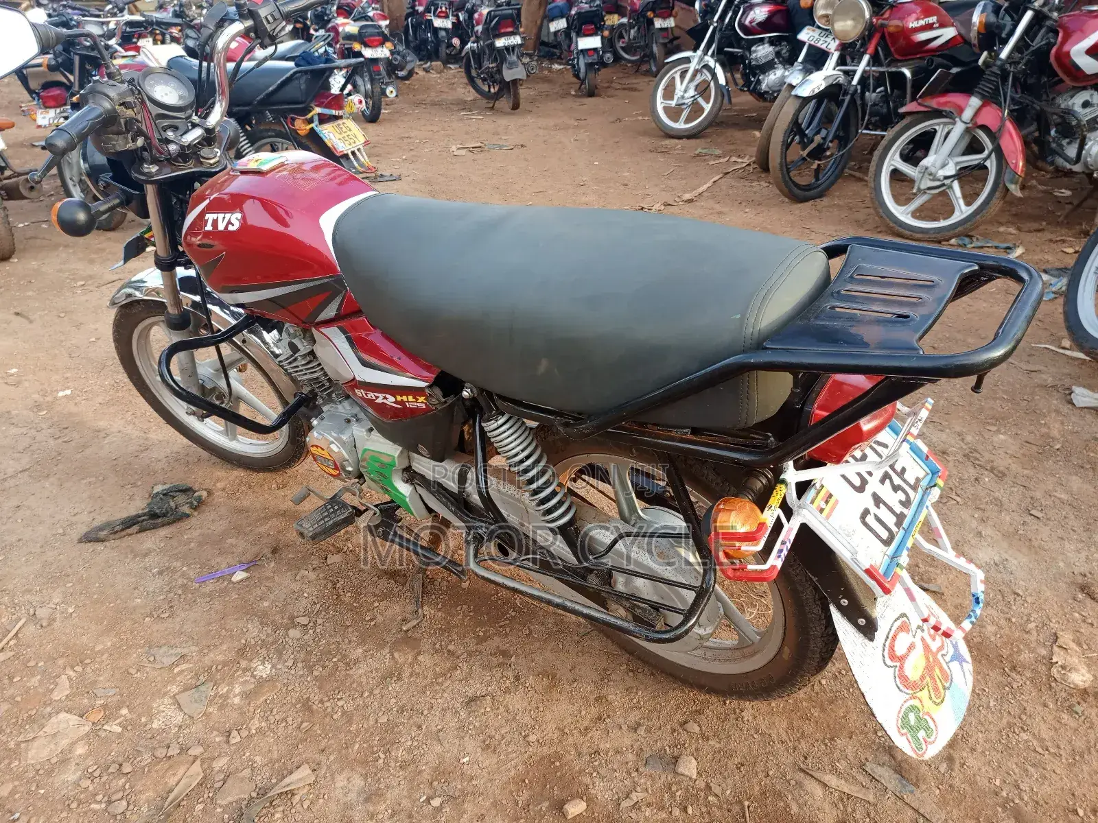 TVS HLX 125 2024 Red