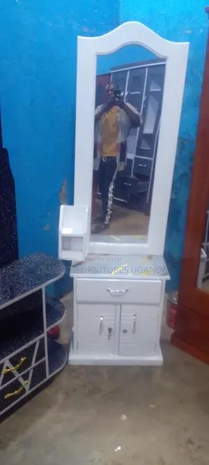 Marbled Dressing Mirror