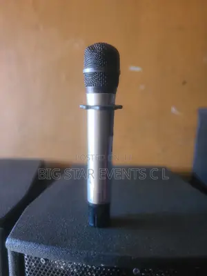 Microphone