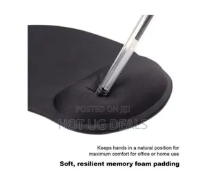 Non Slip Mouse Pad With Wrist Rest - Black