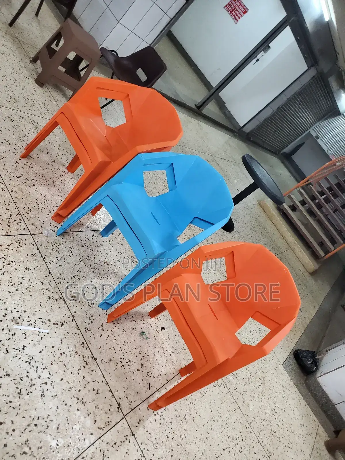 Diamond Armed Bar and Hotel Plastic Chairs