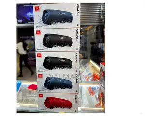 Photo - JBL Charge 5 Portable Bluetooth Speaker